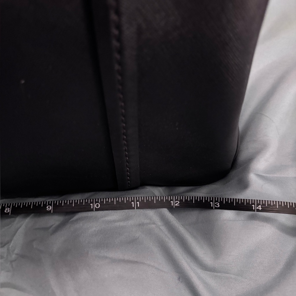 Coach Peyton Leather Jordan double zip carryall bag - Picture 8 of 11